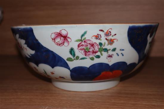 A Chinese bowl and a Chinese Imari bowl largest diameter 28cm